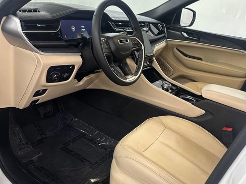 Used 2022 Jeep Grand Cherokee Limited 4xe AWD/4WD image 10