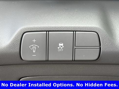 Used 2024 Hyundai Elantra SEL FWD image 21