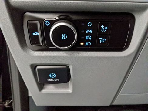 Used 2023 Ford F150 XLT AWD/4WD image 13