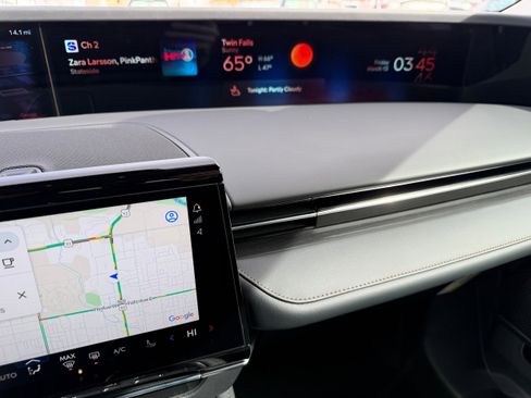 New 2026 Lincoln Nautilus Reserve image 22