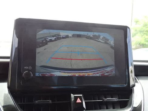 Used 2025 Toyota Corolla LE FWD image 29