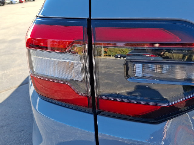 Used 2024 Honda Pilot Touring image 10