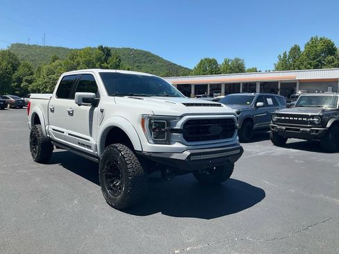 Used 2023 Ford F150 Lariat w/ Equipment Group 502A High AWD/4WD image 3