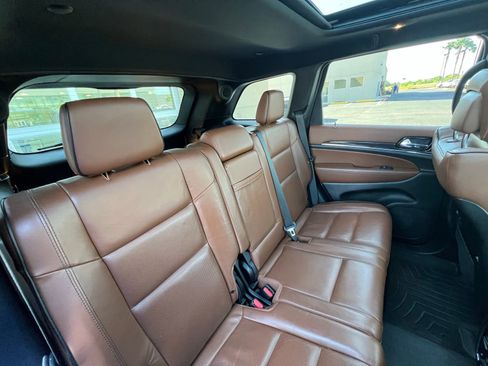 Used 2021 Jeep Grand Cherokee Overland AWD/4WD image 19