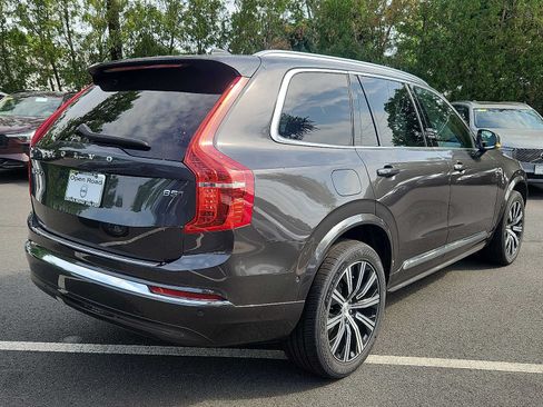 Certified 2023 Volvo XC90 B5 Plus w/ Protection Package AWD/4WD image 6