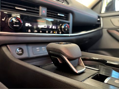 Used 2025 Nissan Rogue SV w/ Rock Creek Premium Package image 15