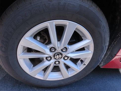 Used 2025 Toyota Camry LE FWD image 17
