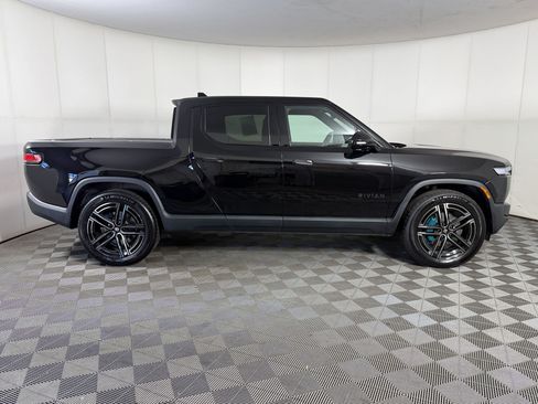 Used 2026 Rivian R1T Premium Quad AWD/4WD image 8