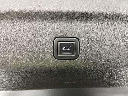Certified 2023 Chevrolet Tahoe High Country w/ Premium Package AWD/4WD image 37