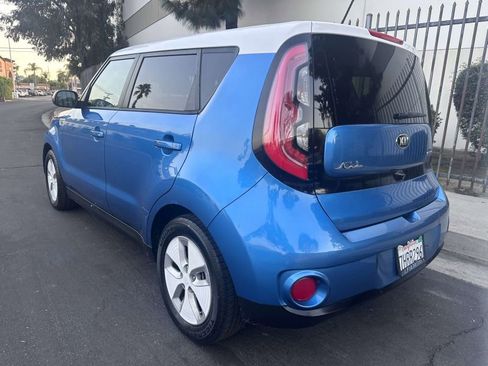Used 2015 Kia Soul EV image 4