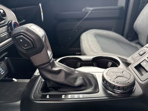 New 2025 Ford Bronco 4-Door AWD/4WD image 15