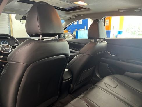 Used 2023 Hyundai Elantra Limited w/ Cargo Package FWD image 16