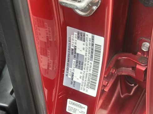Used 2022 MAZDA MAZDA3 s FWD image 17