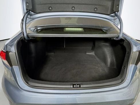 Used 2022 Toyota Corolla LE FWD image 27