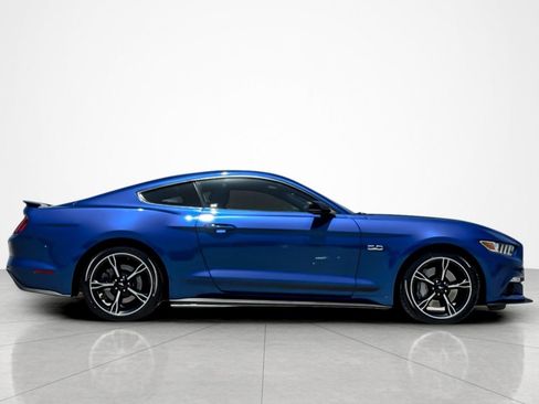 Used 2017 Ford Mustang GT Premium w/ Equipment Group 401A RWD image 6