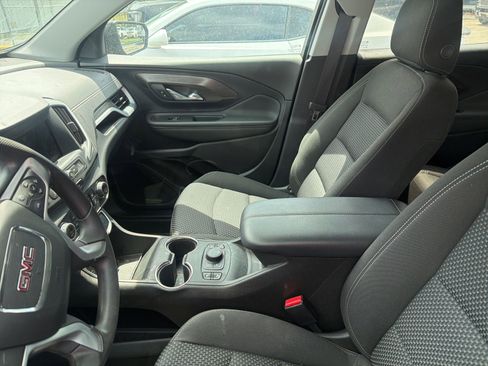 Used 2023 GMC Terrain SLE w/ Driver Convenience Package AWD/4WD image 5
