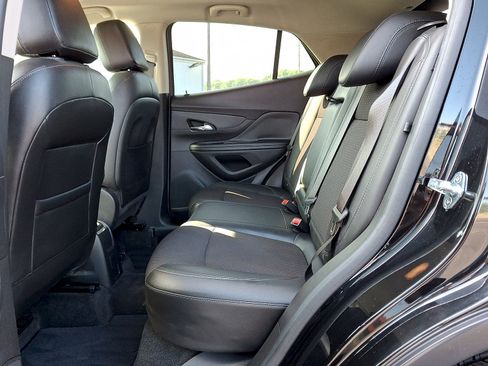 Used 2019 Buick Encore Preferred FWD image 19