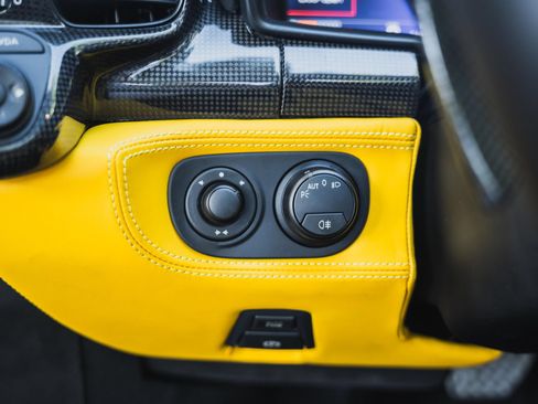Used 2015 Ferrari 458 Speciale A RWD image 45