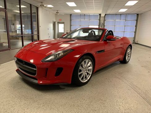 Used 2014 Jaguar F-TYPE Convertible RWD image 3