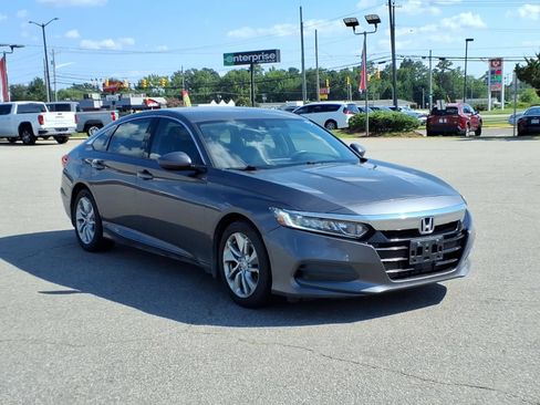 Used 2018 Honda Accord LX image 7