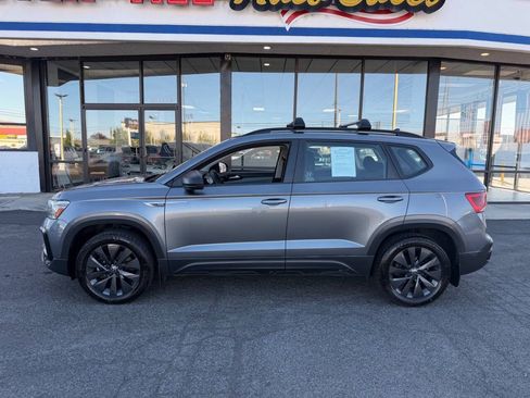 Used 2022 Volkswagen Taos S AWD/4WD image 4