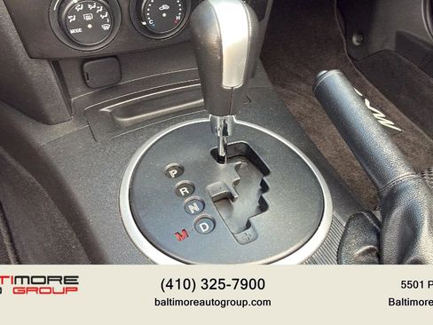 Used 2008 MAZDA MX-5 Miata Sport RWD image 15