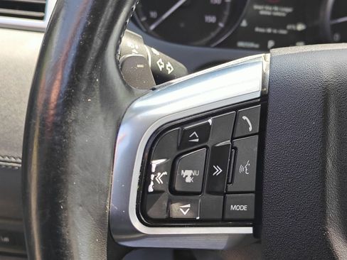 Used 2017 Land Rover Discovery Sport HSE image 19