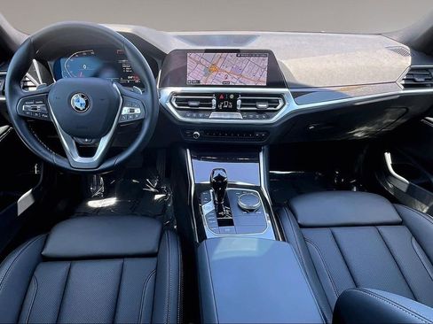 Used 2022 BMW 330i Sedan w/ Premium Package 2 RWD image 7