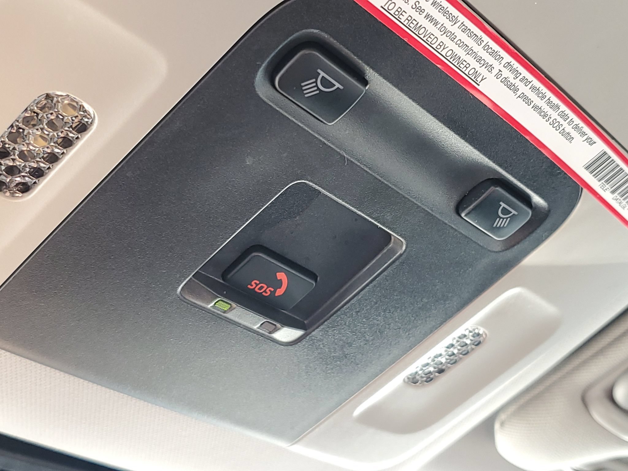 Used 2025 Toyota Camry LE FWD image 19