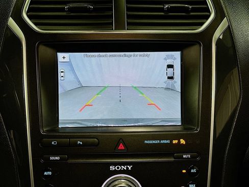 Used 2019 Ford Explorer Sport w/ Equipment Group 401A AWD/4WD image 17