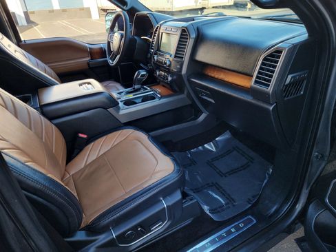 Used 2017 Ford F150 Limited AWD/4WD image 19