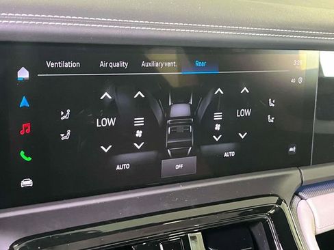 New 2025 Porsche Panamera 4 AWD/4WD image 33