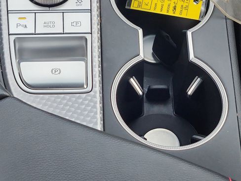 Used 2023 Genesis G70 2.0T w/ Sport Prestige Package image 21