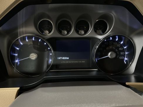 Used 2016 Ford F250 Lariat w/ Chrome Package image 15