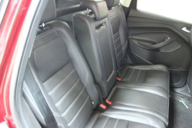 Used 2018 Ford Escape Titanium w/ Ford Safe & Smart Package AWD/4WD image 9