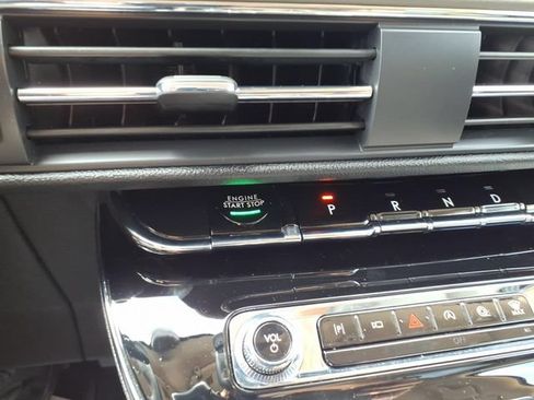 Used 2023 Lincoln Corsair AWD w/ Equipment Group 101A image 21