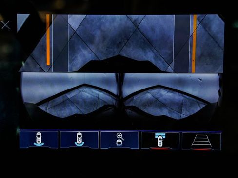 Used 2025 Chevrolet Corvette Z06 w/ Battery Protection Package image 28