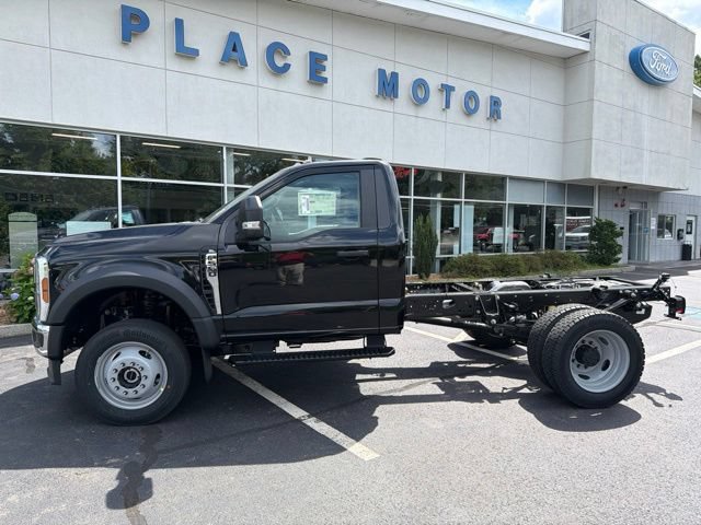 New 2026 Ford F550 4x4 Regular Cab Super Duty image 2