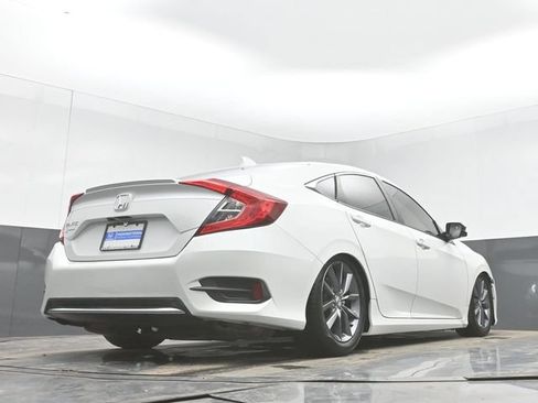 Used 2019 Honda Civic EX image 45