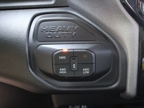 Certified 2026 RAM 2500 Tradesman AWD/4WD image 29