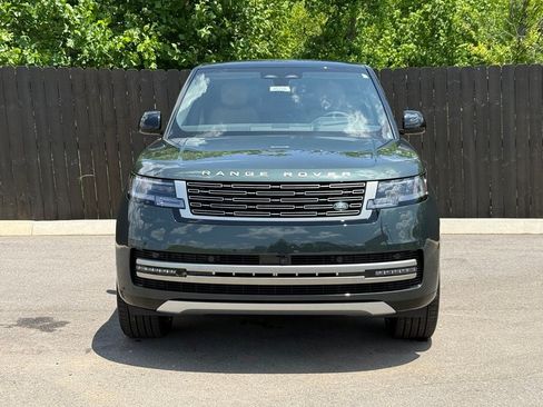 New 2026 Land Rover Range Rover Long Wheelbase SE AWD/4WD image 8