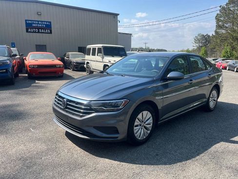 Used 2019 Volkswagen Jetta S w/ Driver Assistance Package image 2