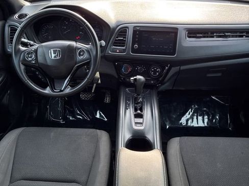 Used 2019 Honda HR-V Sport image 25