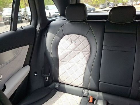 Used 2018 Mercedes-Benz GLC 300 4MATIC image 18