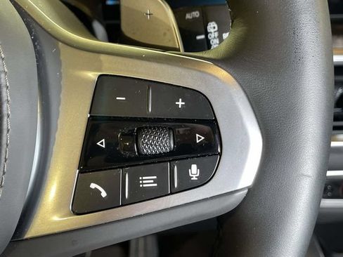 Used 2026 BMW X5 xDrive40i w/ M Sport Package AWD/4WD image 39