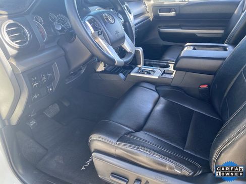 Used 2017 Toyota Tundra SR5 w/ SR5 Upgrade Package image 19
