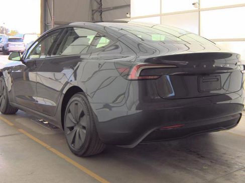 Used 2025 Tesla Model 3 Long Range image 5