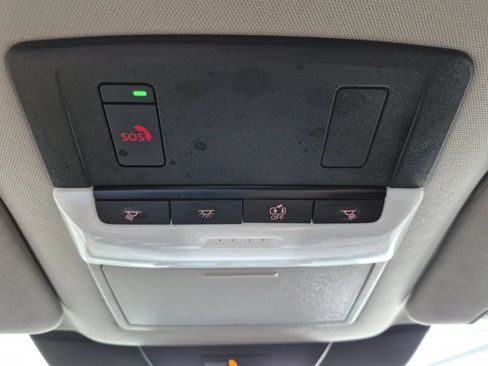 Used 2025 Nissan Pathfinder SL AWD/4WD image 43