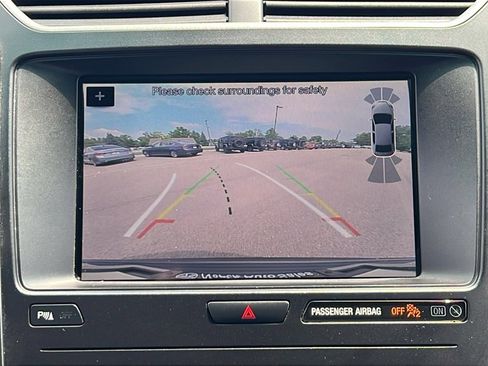 Used 2019 Ford Explorer XLT w/ XLT Sport Appearance Package image 26