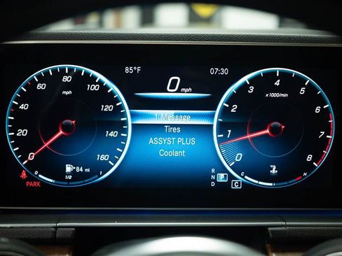 Used 2022 Mercedes-Benz GLE 350 4MATIC image 19